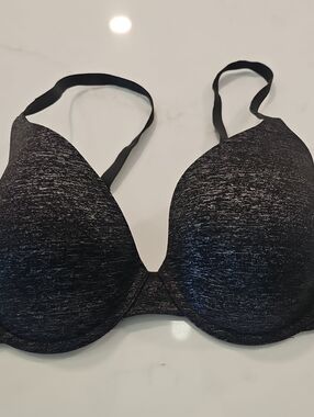 Victoria's Secret Uplift Semi Demi 34DD Underwire Tee Smooth Adjustable Strap EU